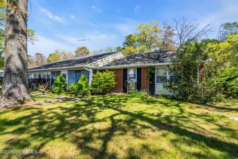717B Buckingham Drive Lakewood NJ 08701