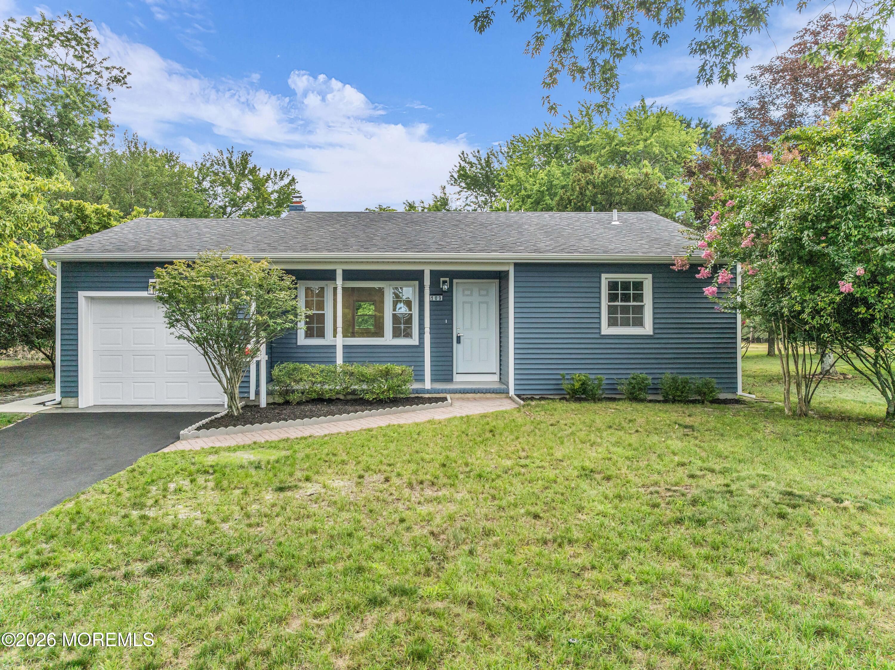 Toms River NJ, 109 Edinburgh Court