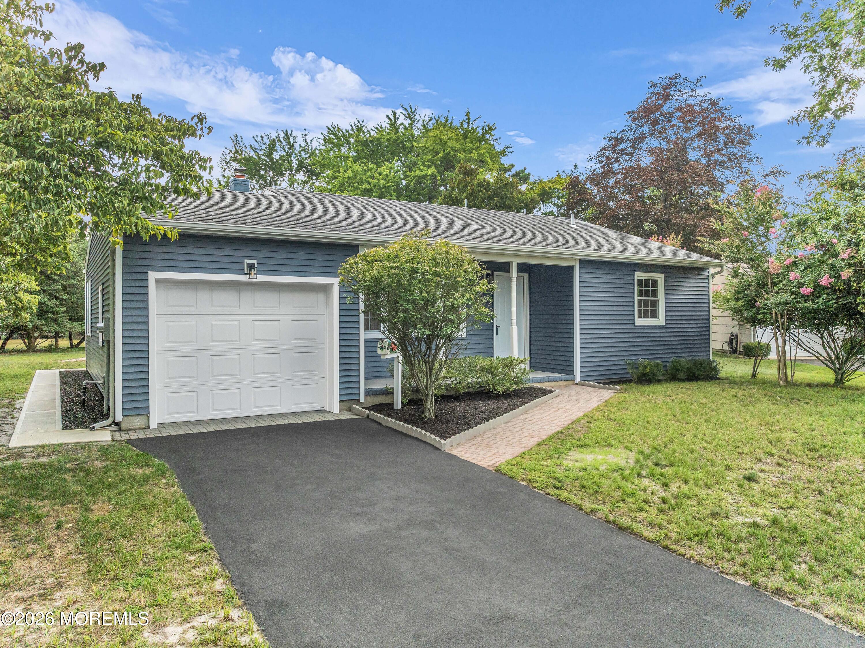 109 Edinburgh Court Toms River NJ 08757