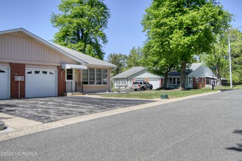 1 Moccasin Drive Whiting NJ 08759