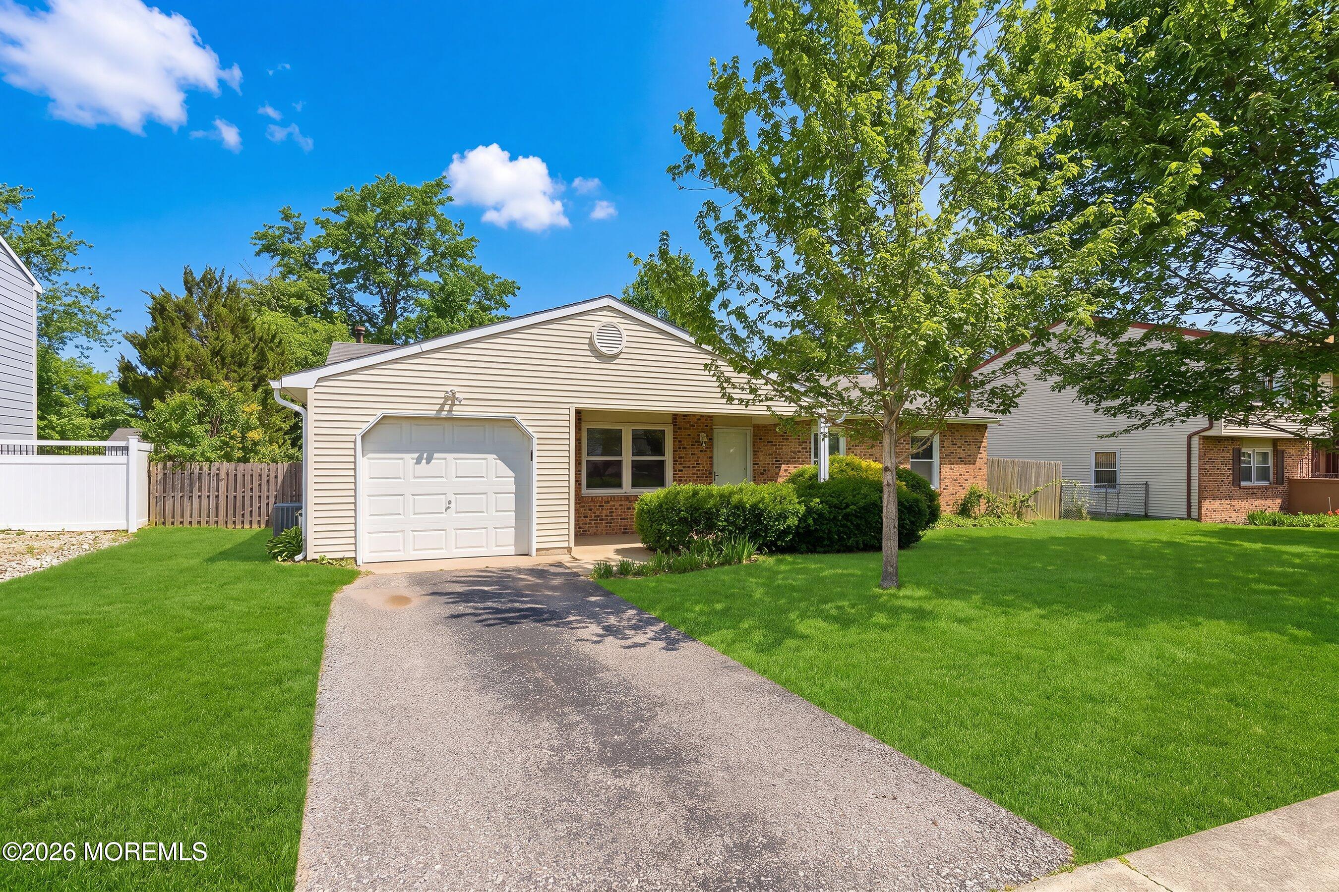 10 Lilac Place Howell NJ 07731