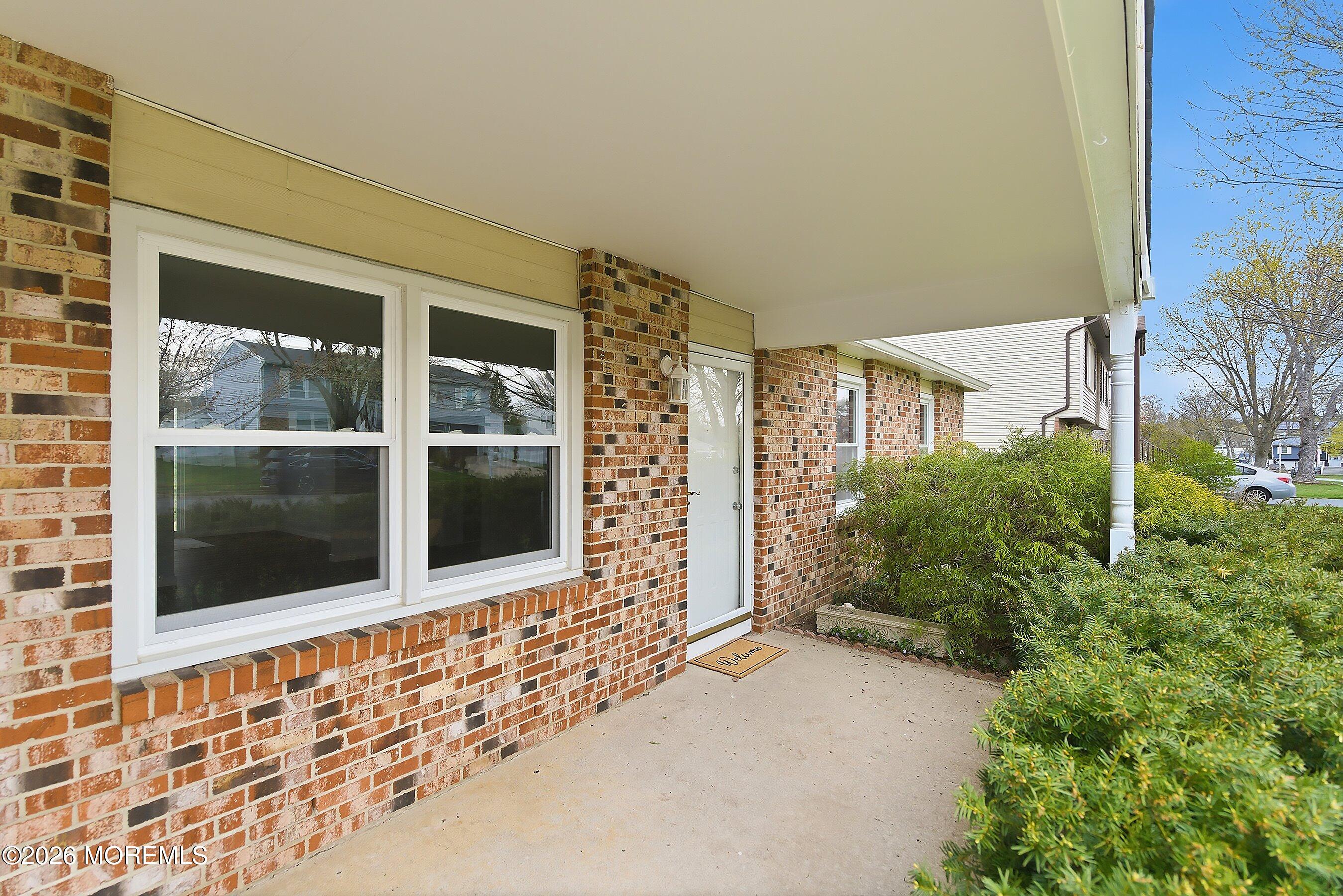 10 Lilac Place Howell NJ 07731