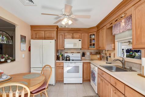 16 Cheesequake Road Sayreville NJ 08872
