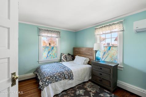 31 Lincoln Place Freehold NJ 07728