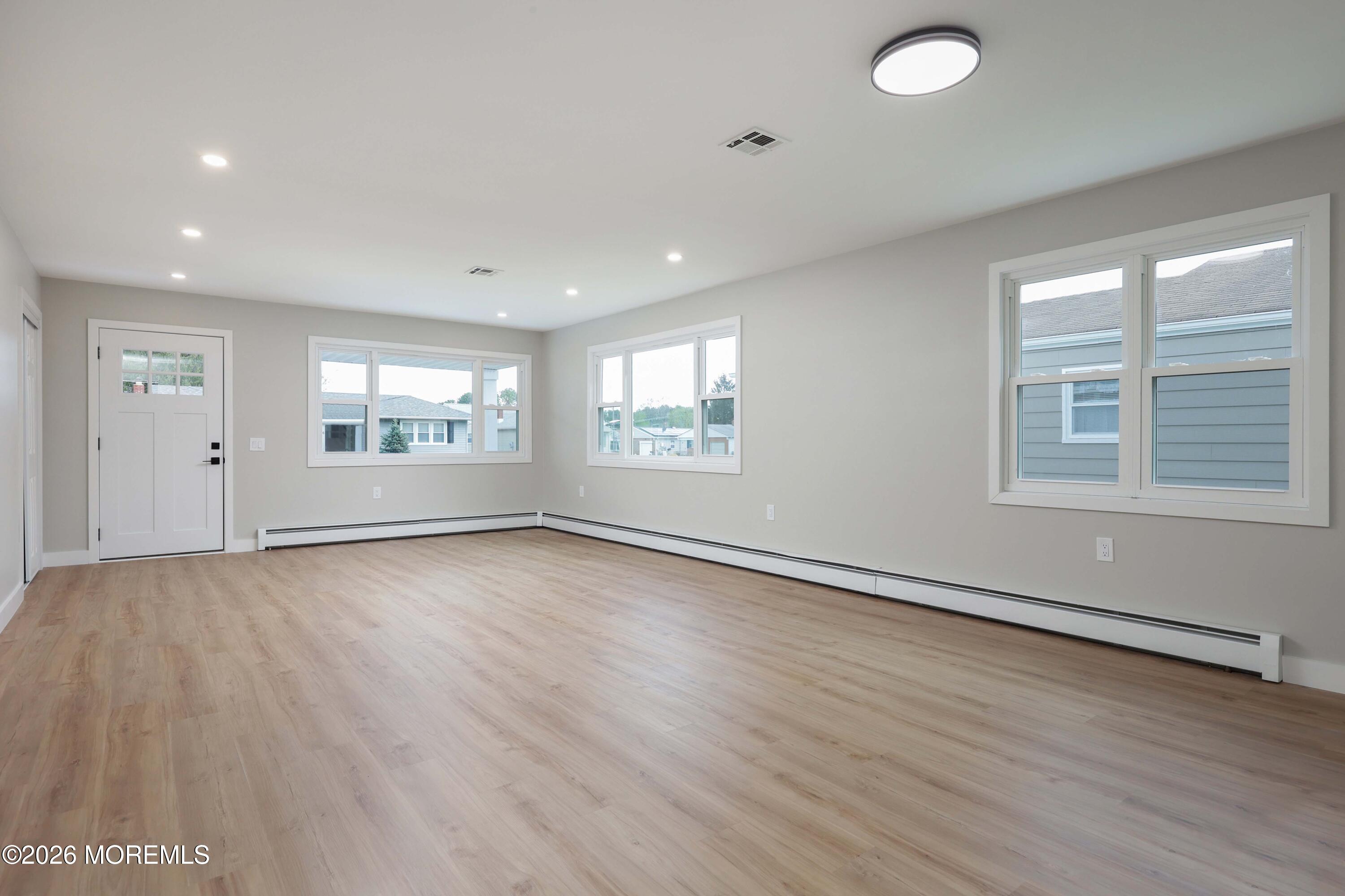 127 San Carlos Street Toms River NJ 08757