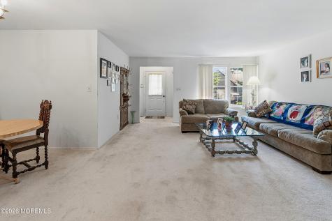 9A Patrick Henry Court Monroe NJ 08831
