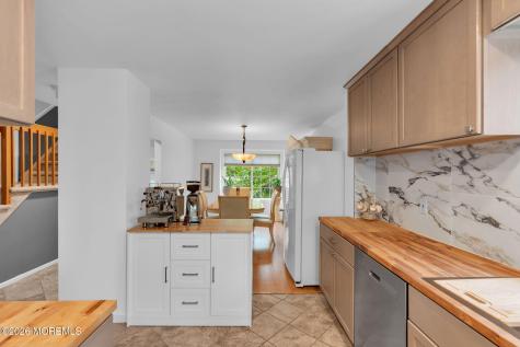 81 Ortley Court Matawan NJ 07747