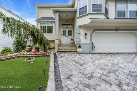 81 Ortley Court Matawan NJ 07747