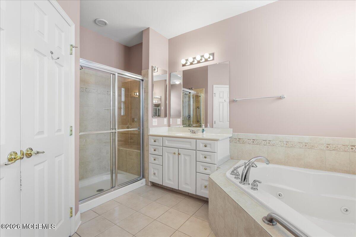 9 Silver Charm Road Manalapan NJ 07726