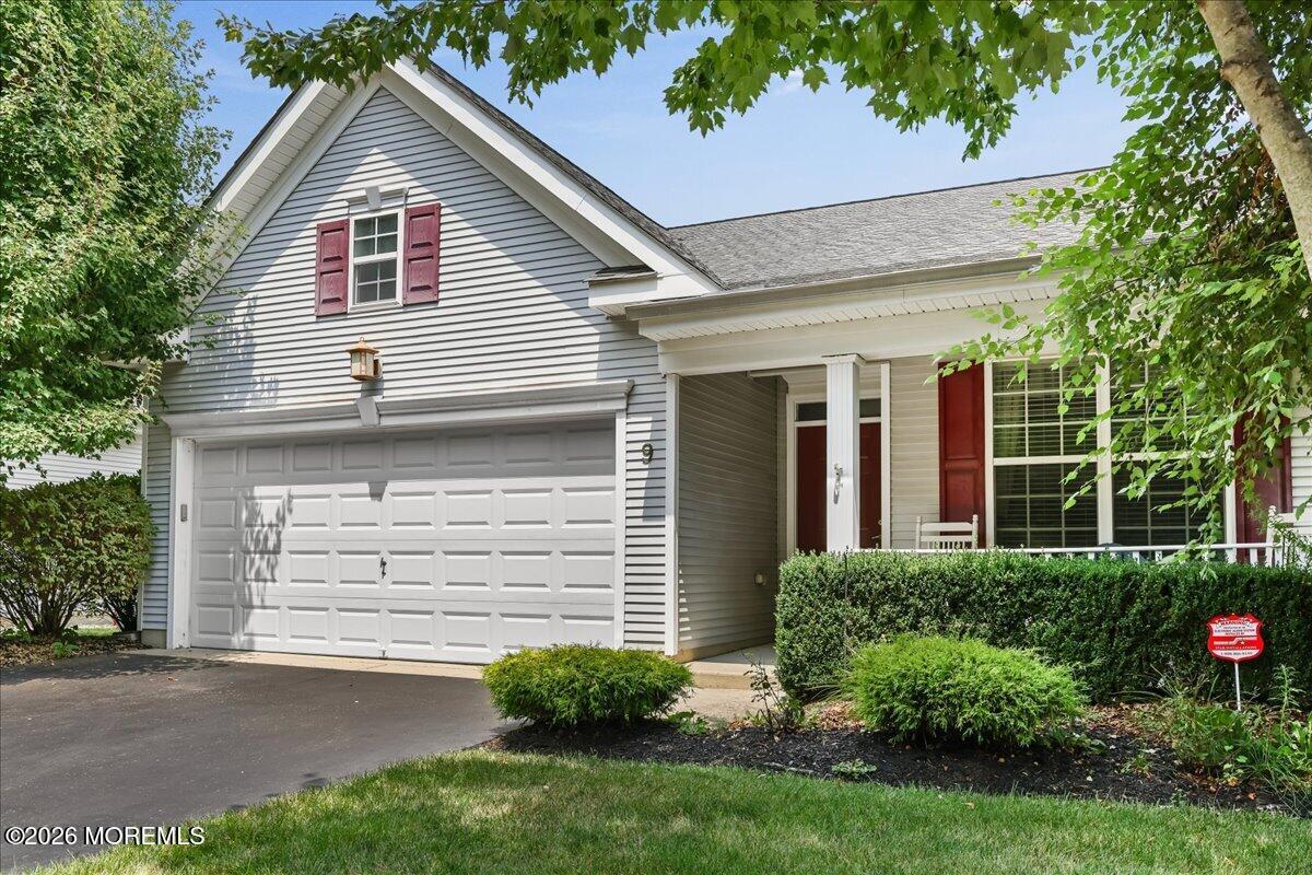 9 Silver Charm Road Manalapan NJ 07726