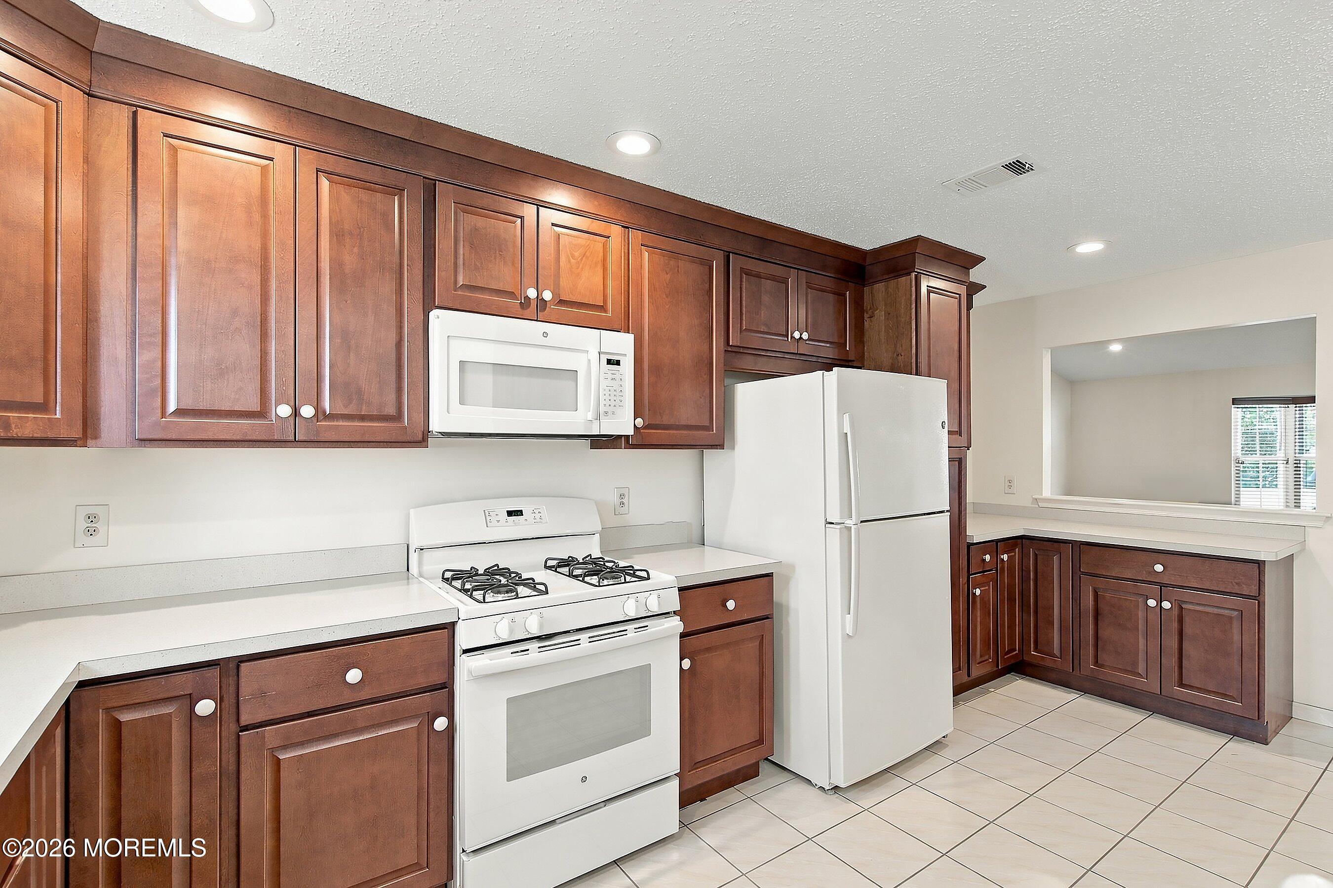 16 Morden Close Freehold NJ 07728