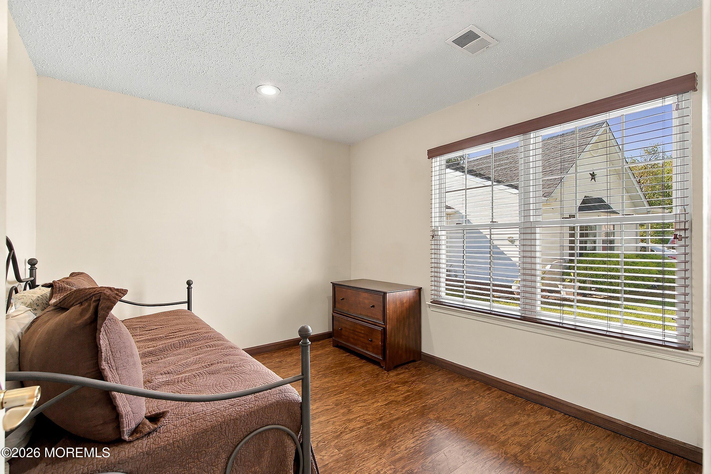 16 Morden Close Freehold NJ 07728