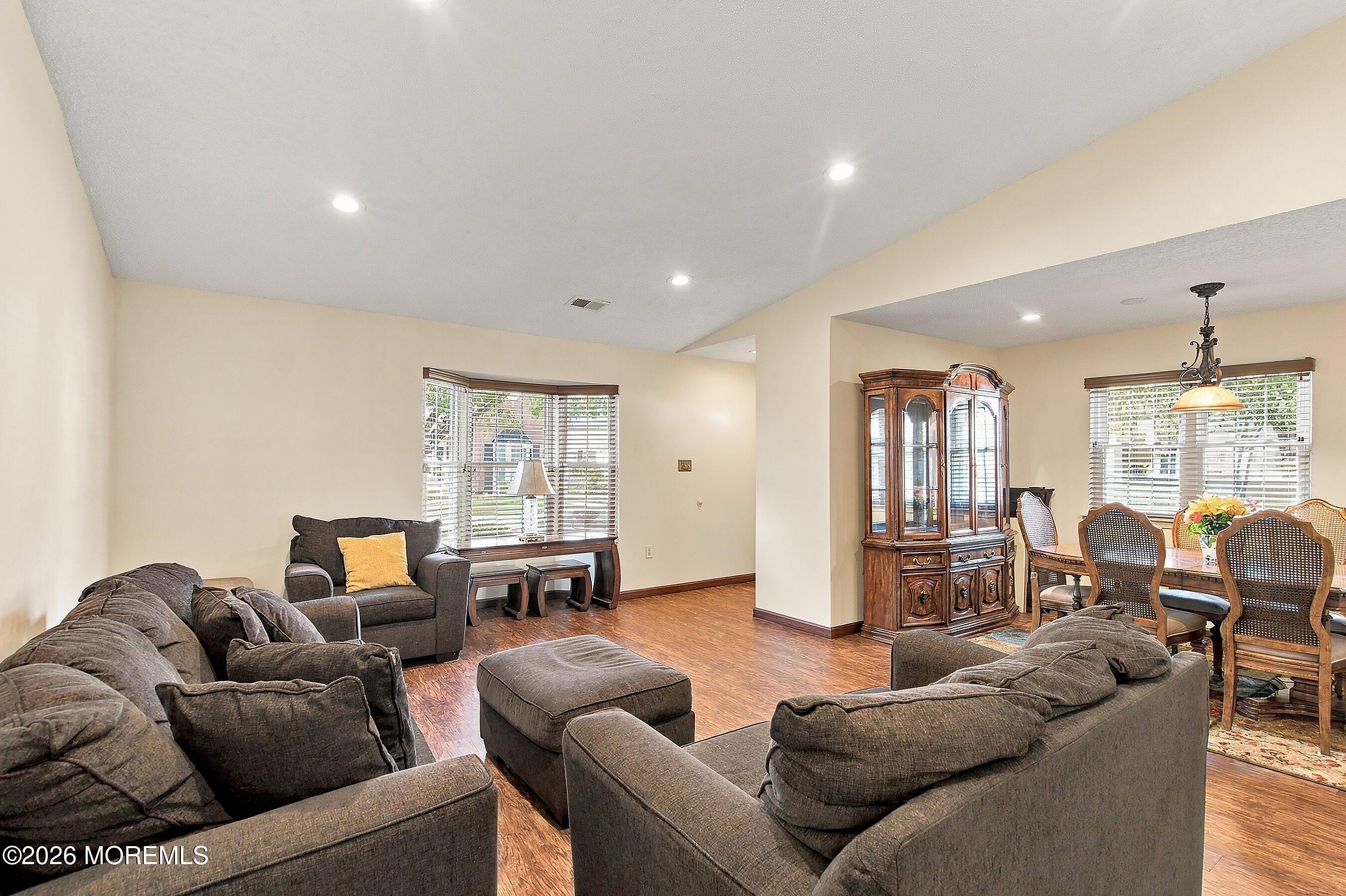 16 Morden Close Freehold NJ 07728