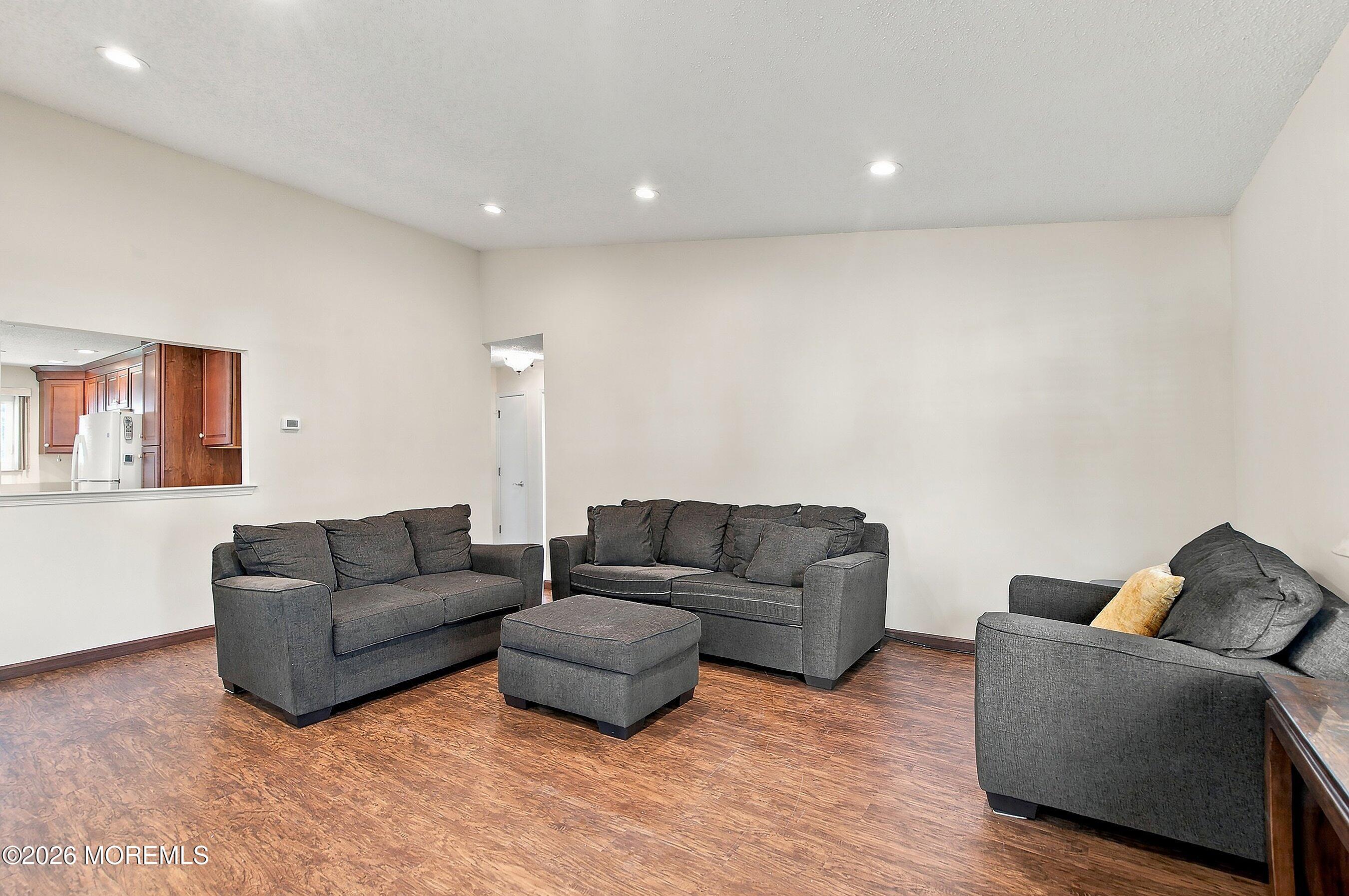 16 Morden Close Freehold NJ 07728