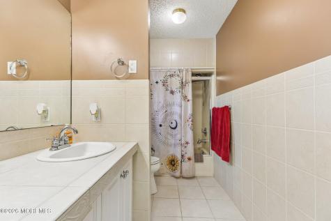 44 East Drive Toms River NJ 08753