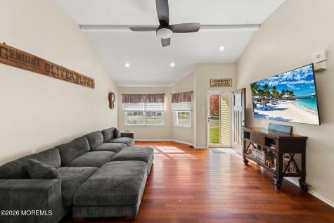 7 Sandy Court Little Egg Harbor NJ 08087