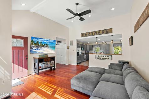 7 Sandy Court Little Egg Harbor NJ 08087