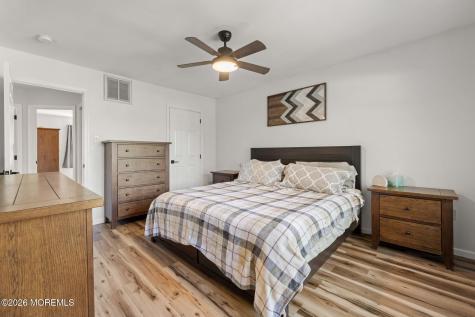 7 Sandy Court Little Egg Harbor NJ 08087