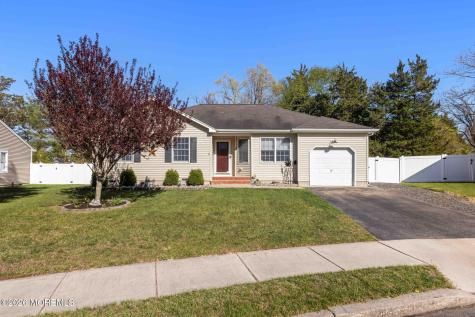7 Sandy Court Little Egg Harbor NJ 08087