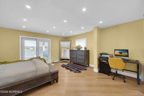 139 N Riverside Drive N Brick NJ 08724