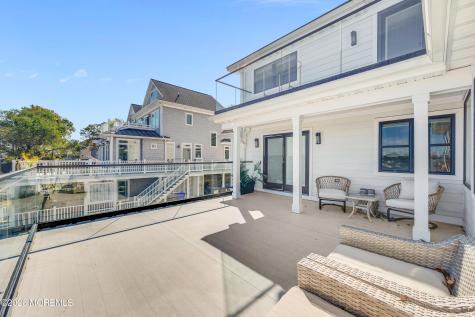 139 N Riverside Drive N Brick NJ 08724