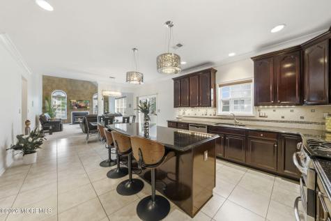 15 Ellis Court Morganville NJ 07751