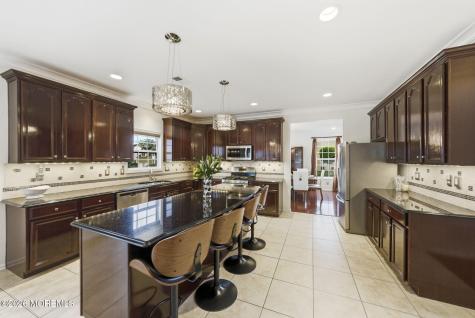 15 Ellis Court Morganville NJ 07751