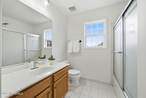 15 Ellis Court Morganville NJ 07751