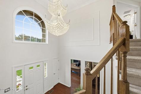 15 Ellis Court Morganville NJ 07751