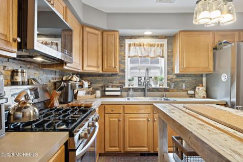 6 Cedar Street Barnegat NJ 08005