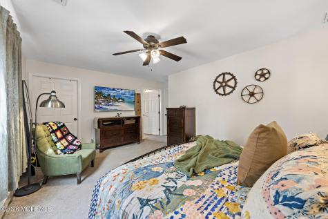 6 Cedar Street Barnegat NJ 08005