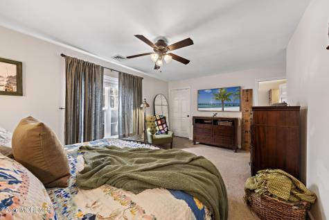 6 Cedar Street Barnegat NJ 08005