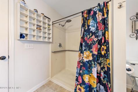 6 Cedar Street Barnegat NJ 08005