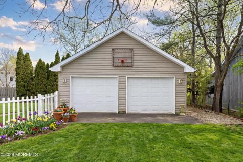 6 Cedar Street Barnegat NJ 08005