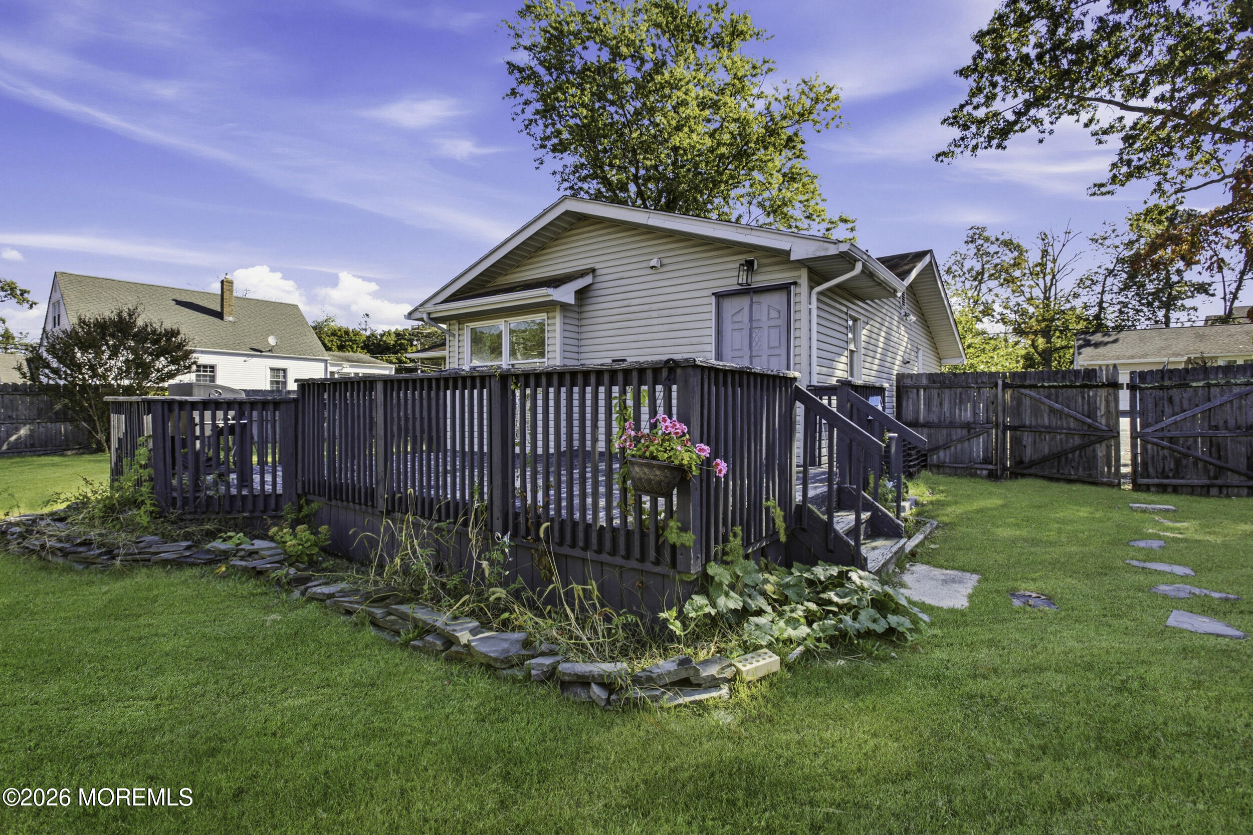 308 Tiller Avenue Beachwood NJ 08722