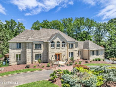 427 Fawns Run Morganville NJ 07751