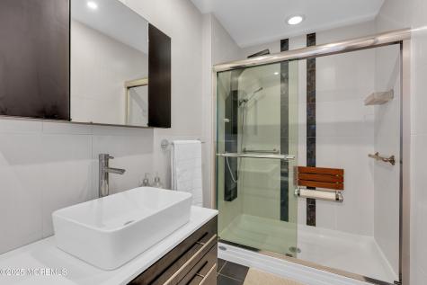 308 Clare Court Morganville NJ 07751