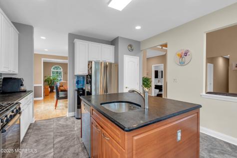 308 Clare Court Morganville NJ 07751
