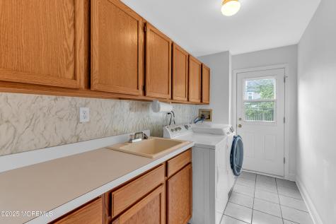 308 Clare Court Morganville NJ 07751