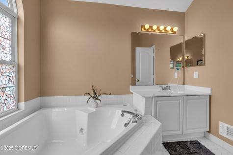 308 Clare Court Morganville NJ 07751