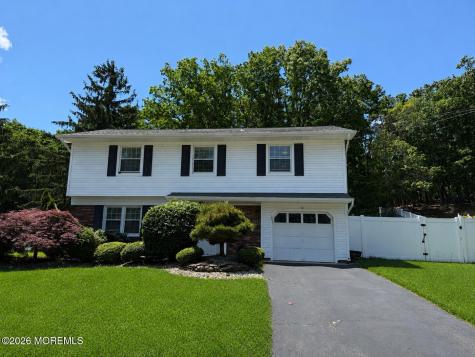 58 Newbury Road Howell NJ 07731