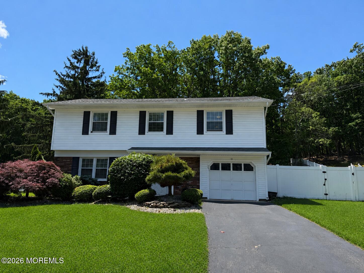 58 Newbury Road Howell NJ 07731