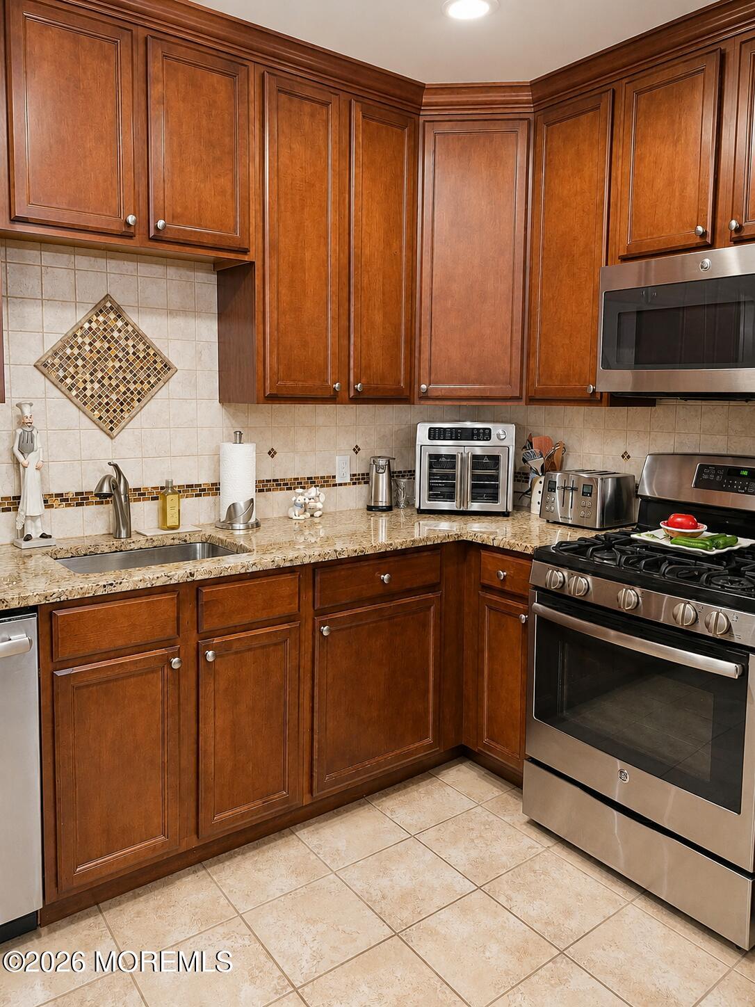 207 Knightsbridge Lane Morganville NJ 07751