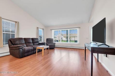 152 Chesterfield Lane Toms River NJ 08757