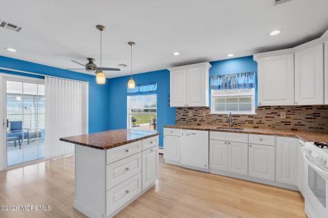 152 Chesterfield Lane Toms River NJ 08757
