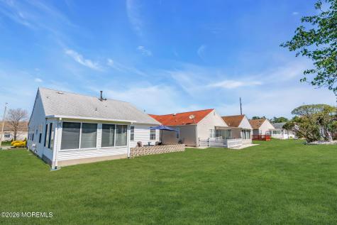 152 Chesterfield Lane Toms River NJ 08757
