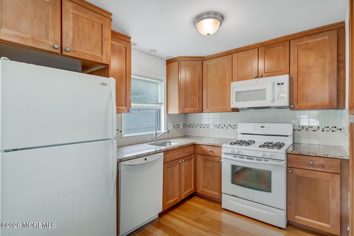 19 E Shore Way Lavallette NJ 08735