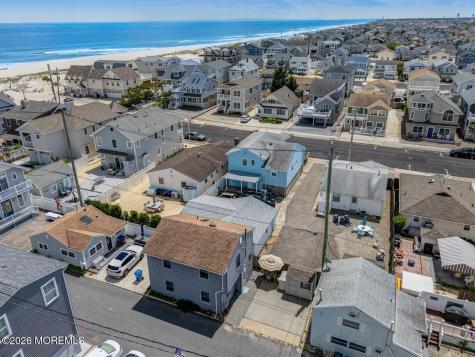 19 E Shore Way Lavallette NJ 08735