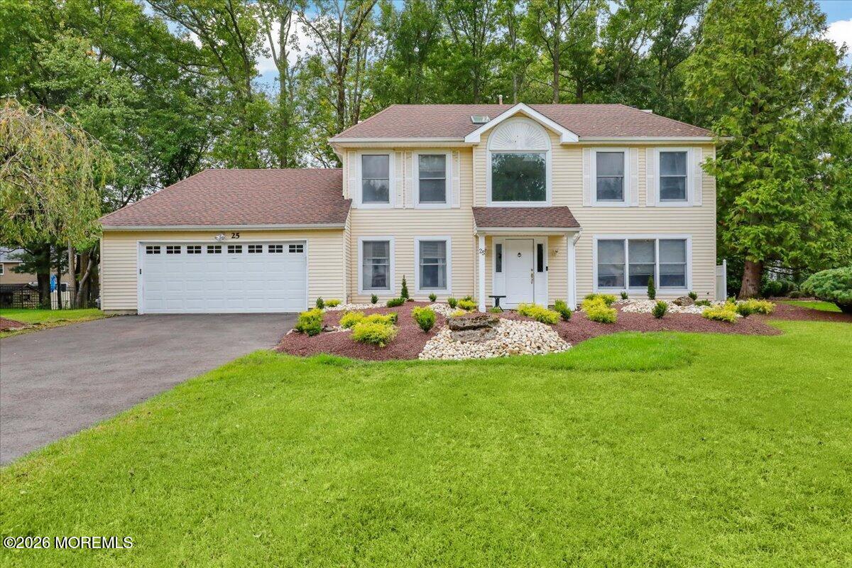 25 Winding Woods Way Manalapan NJ 07726