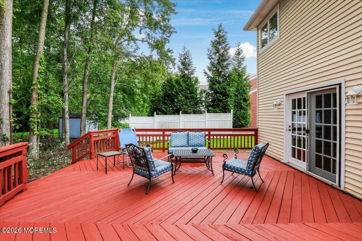 25 Winding Woods Way Manalapan NJ 07726